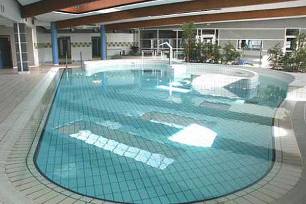Piscine (Faulquemont)